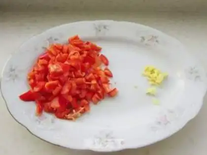 Make The meat and the garlic step 5