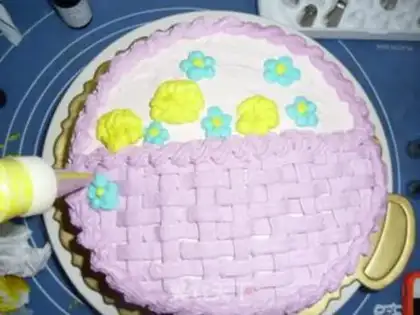 Make Basket cake step 14