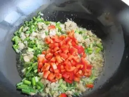 Make The meat and the garlic step 9