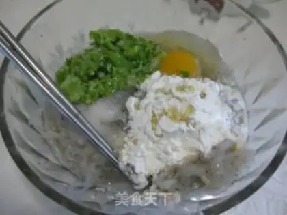 Make A fragrance of noodles step 1