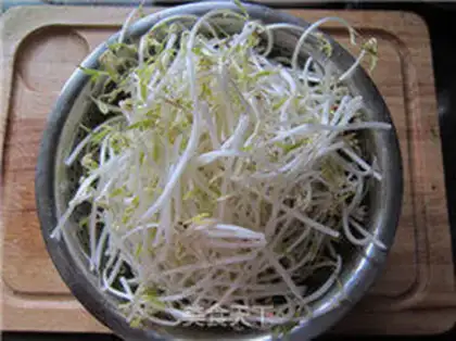 Make Pelican sprouts step 1