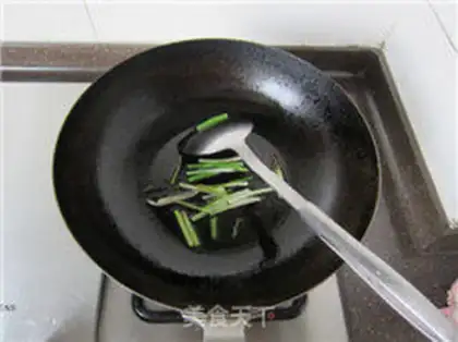 Make Pelican sprouts step 6