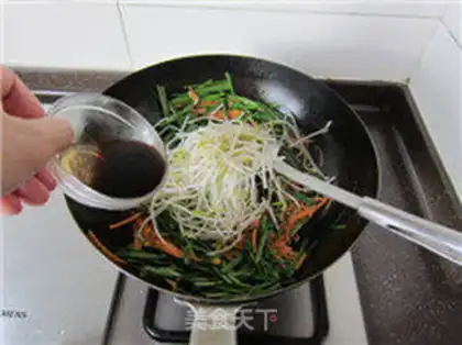 Make Pelican sprouts step 10