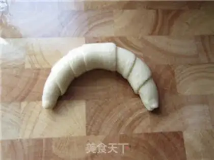 Make Buffalo croissants step 10