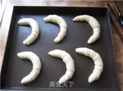Make Buffalo croissants step 11