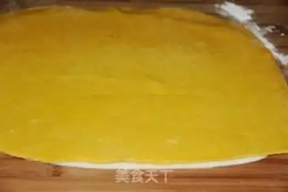 Make Double-coloured rolls step 7