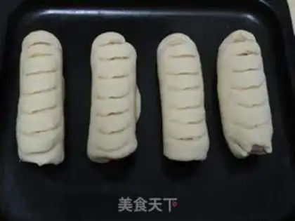 Make Double-coloured rolls step 8