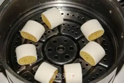 Make Double-coloured rolls step 10