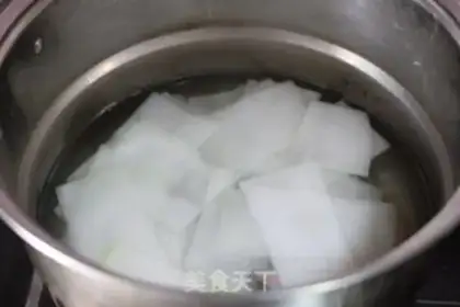 Make Crystal melon rolls step 4