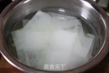 Make Crystal melon rolls step 5