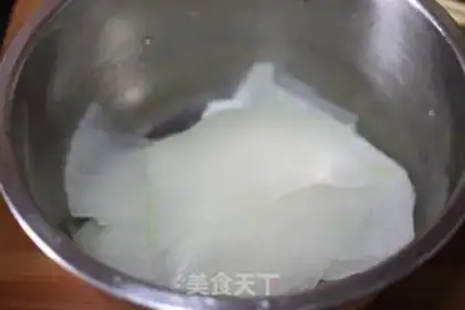 Make Crystal melon rolls step 6