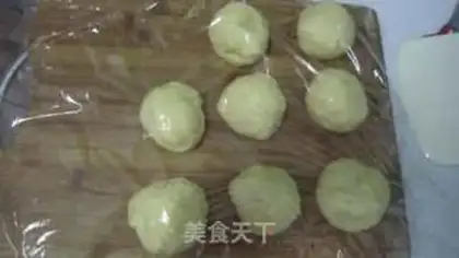 Make Sesame milk buns step 3