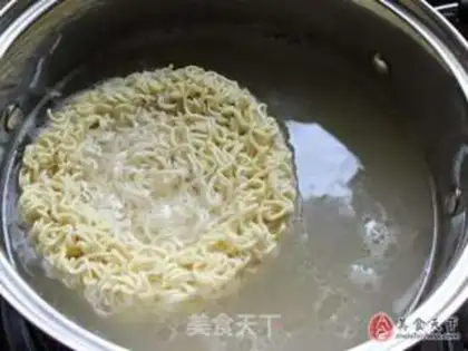 Make Noodles for fresh shrimp step 7