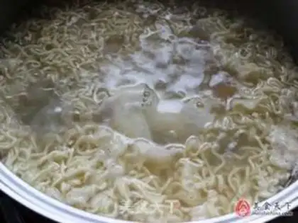 Make Noodles for fresh shrimp step 8