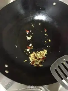 Make Dry bean horns step 1