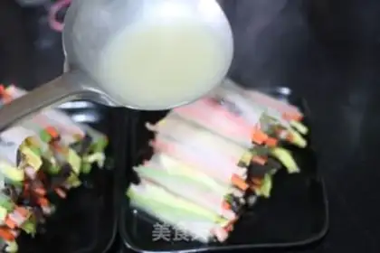 Make Crystal melon rolls step 20