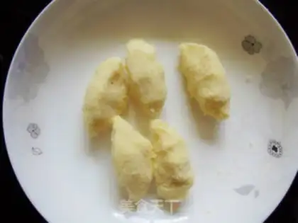 Make Milky coconut bread step 2