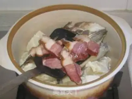 Make Frozen tofu gravy fish head step 6