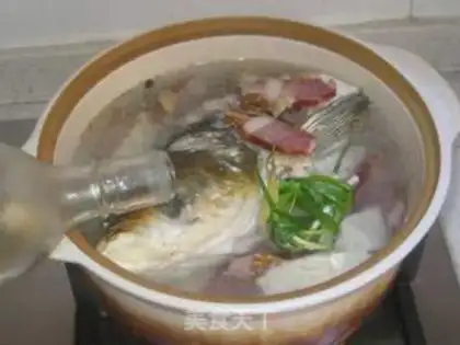 Make Frozen tofu gravy fish head step 7