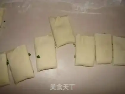 Make Onion rolls step 7