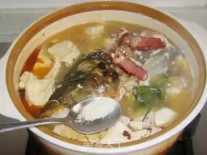 Make Frozen tofu gravy fish head step 10