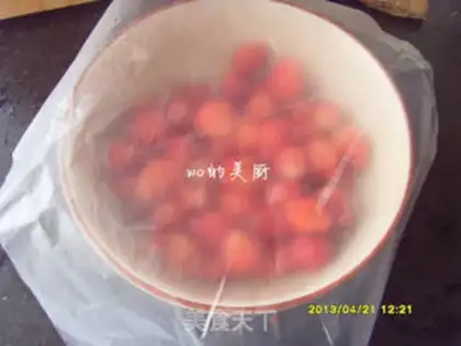 Make Homemade strawberry sauce step 4