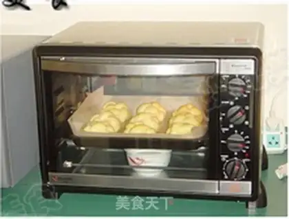 Make Milk embroidery bread step 19