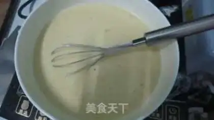 Make Three minutes of fast-nurning breakfast -- carrot omelet step 3