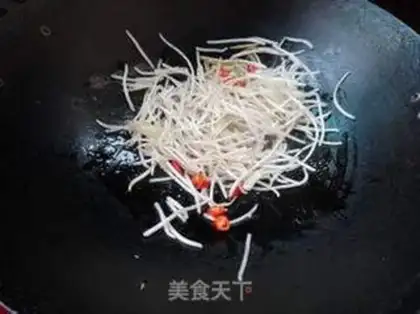 Make The bean sprouts step 3
