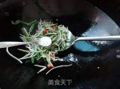Make The bean sprouts step 5