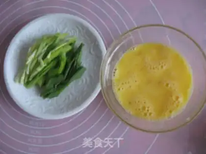 Make Northeast egg sauce step 0