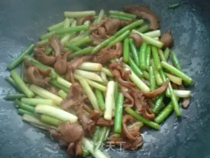 Make Garlic fried oxen step 4