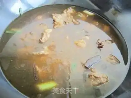 Make Tomato sauce, potato beef step 7