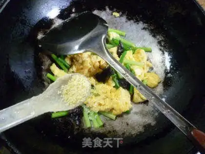 Make Scrambled eggs step 10