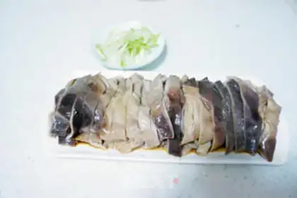 Make Onion pig belly step 5