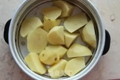 Make Potato Cubitt step 1
