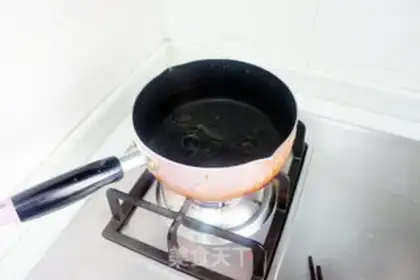 Make Tomato sauce and pasta step 4