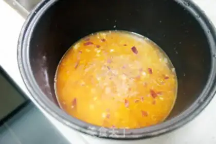 Make Spanish seafood step 6