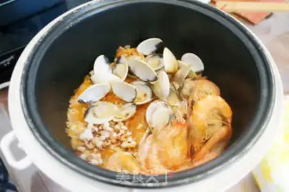 Make Spanish seafood step 9