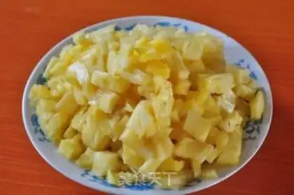 Make Pineapple sauce step 0