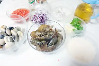 Make Seafood congee step 0