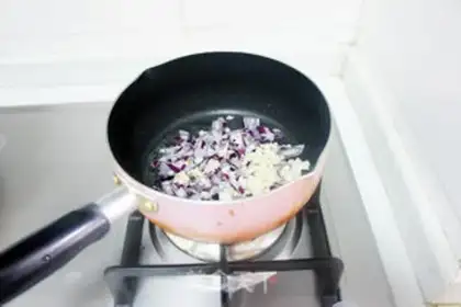 Make Seafood congee step 1