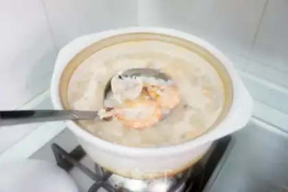 Make Seafood congee step 7