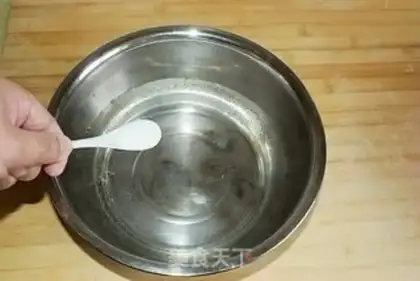 Make Pour a soup radish dumpling step 17