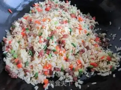 Make Weenie egg fried rice step 9