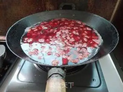 Make Strawberry jam step 3