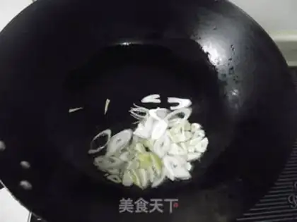 Make Sea-fruit fried meat step 2