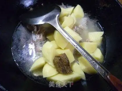Make Curry potato shrimp step 10