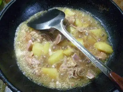 Make Curry potato shrimp step 11