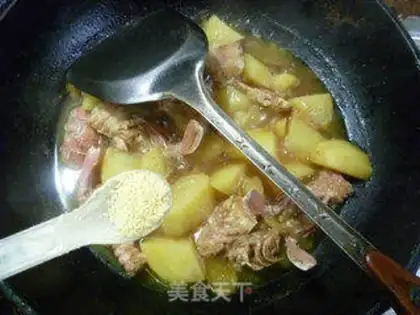 Make Curry potato shrimp step 14